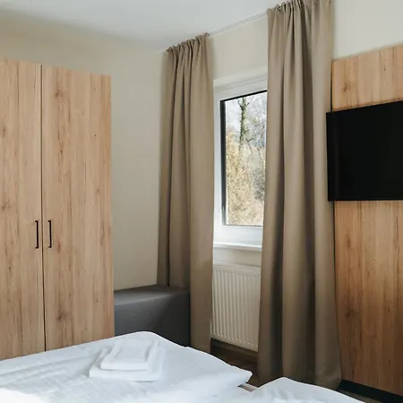 בית הארחה Obertrauner Hof