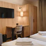 Obertrauner Hof בית הארחה 2*