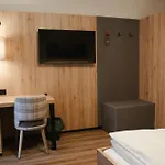 Obertrauner Hof בית הארחה אוברטראון