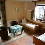 בית הארחה Obertrauner Hof